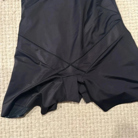 Miraclesuit Flexible Fit One Piece Bodybriefer
Shaper Sz XL - Picture 3 of 5